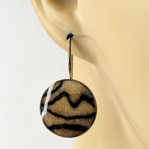 Animal Print Small Round Earrings - Picture 2 of 8